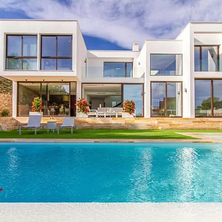 Holiday home Gorgeous In Orihuela Costa With Kitchen Dehesa de Campoamor (Orihuela Costa)