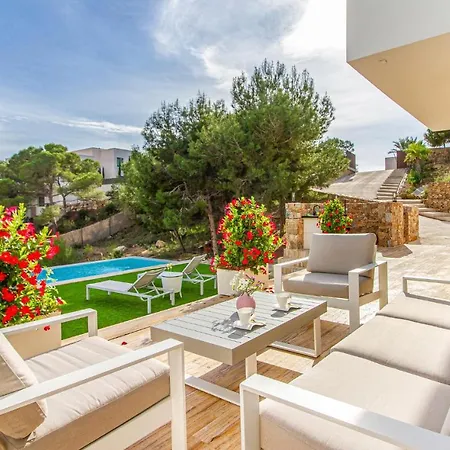 Gorgeous In Orihuela Costa With Kitchen Holiday home
